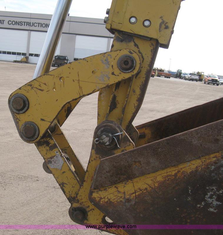 image for item I5552 2002 Caterpillar 416D backhoe