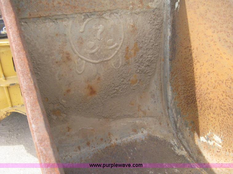 image for item I5552 2002 Caterpillar 416D backhoe