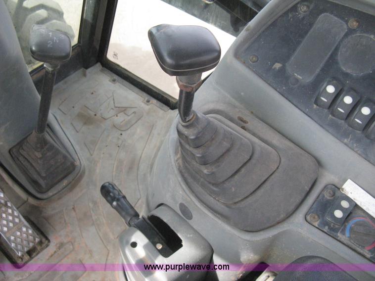 image for item I5552 2002 Caterpillar 416D backhoe