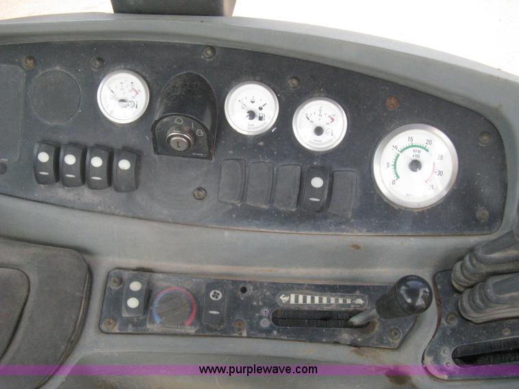 image for item I5552 2002 Caterpillar 416D backhoe