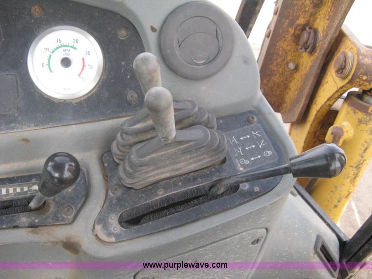 image for item I5552 2002 Caterpillar 416D backhoe