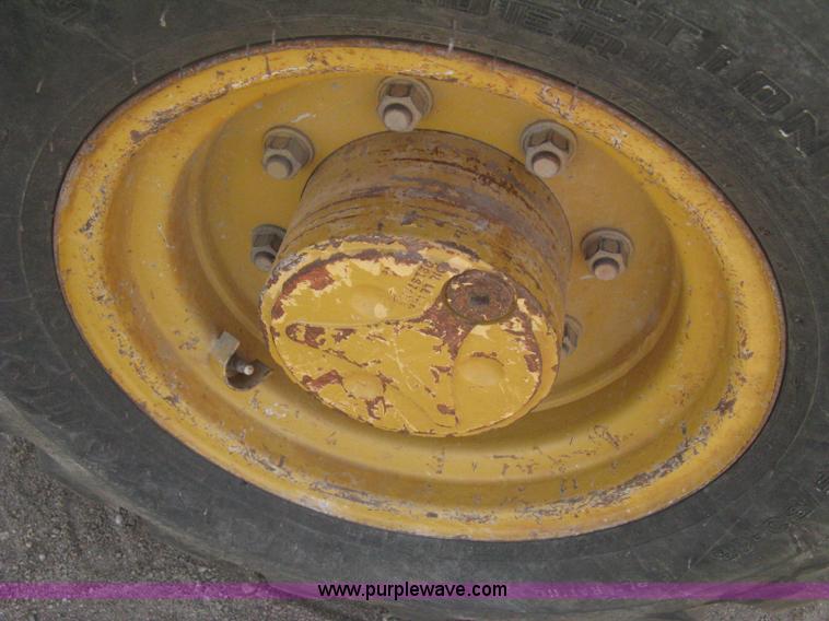 image for item I5552 2002 Caterpillar 416D backhoe