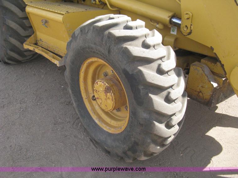 image for item I5552 2002 Caterpillar 416D backhoe