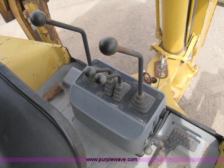 image for item I5554 1998 Caterpillar 416C backhoe