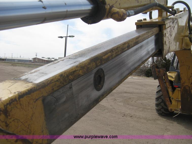 image for item I5554 1998 Caterpillar 416C backhoe