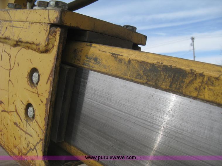 image for item I5554 1998 Caterpillar 416C backhoe