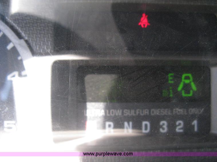 image for item I5555 2009 Ford F350 Super Duty XL Crew Cab flatbed truck