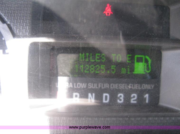 image for item I5555 2009 Ford F350 Super Duty XL Crew Cab flatbed truck