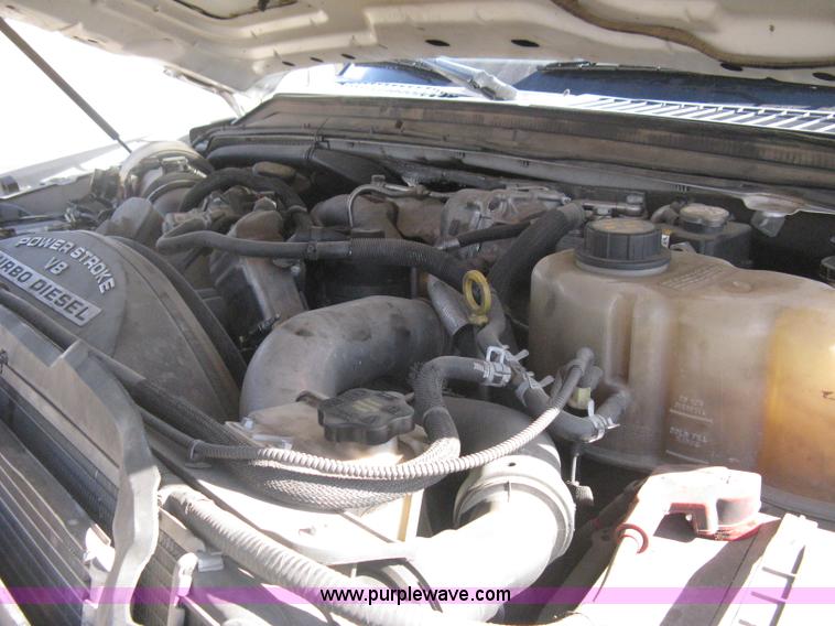 image for item I5555 2009 Ford F350 Super Duty XL Crew Cab flatbed truck