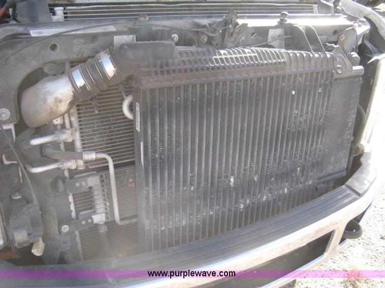 image for item I5555 2009 Ford F350 Super Duty XL Crew Cab flatbed truck