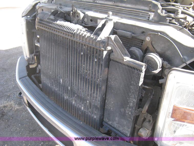 image for item I5555 2009 Ford F350 Super Duty XL Crew Cab flatbed truck