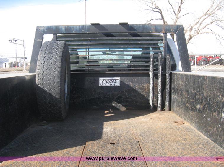 image for item I5555 2009 Ford F350 Super Duty XL Crew Cab flatbed truck