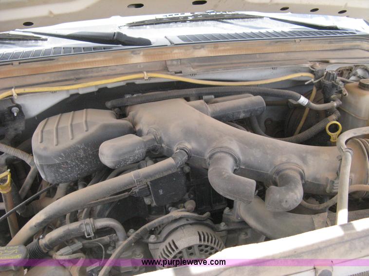 image for item I5556 2008 Ford F350 Super Duty XL Crew Cab pickup truck