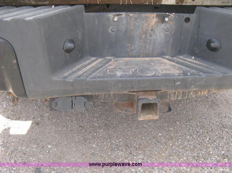 image for item I5556 2008 Ford F350 Super Duty XL Crew Cab pickup truck