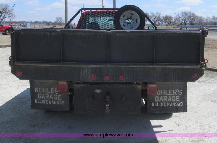 image for item I7130 2004 Ford F550 dump bed truck