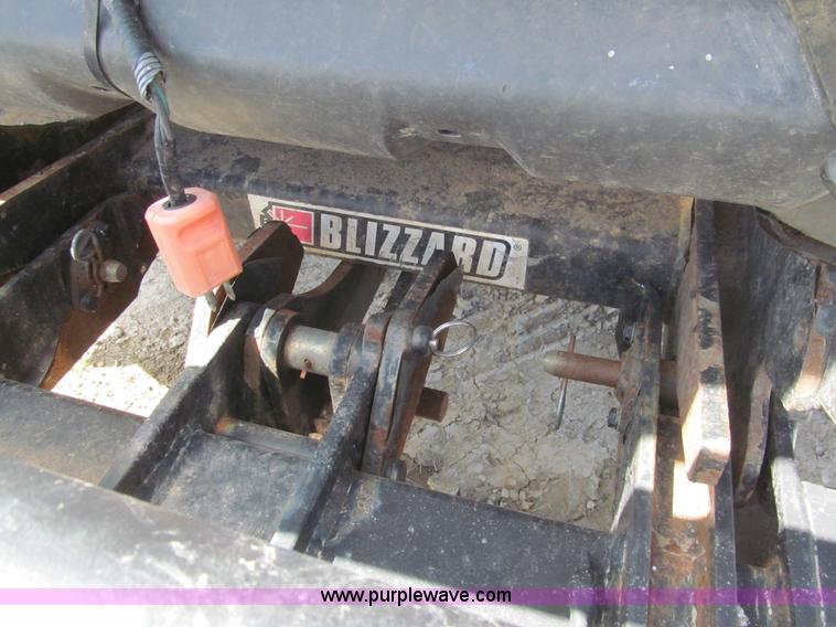 image for item I7130 2004 Ford F550 dump bed truck