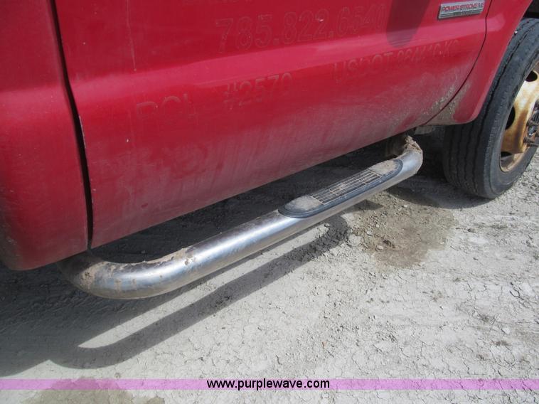 image for item I7130 2004 Ford F550 dump bed truck