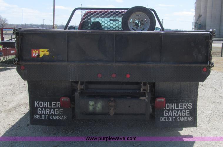 image for item I7131 2003 Ford F550 XLT dump bed truck