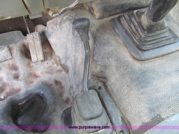 image for item I7131 2003 Ford F550 XLT dump bed truck