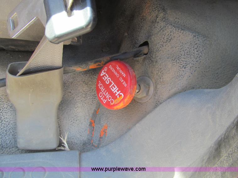 image for item I7131 2003 Ford F550 XLT dump bed truck