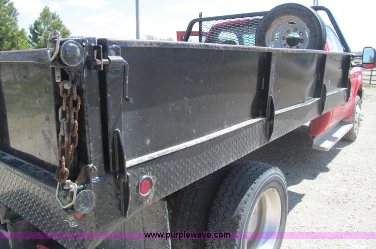 image for item I7131 2003 Ford F550 XLT dump bed truck