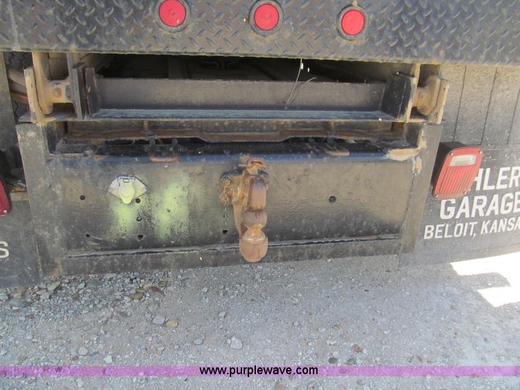 image for item I7131 2003 Ford F550 XLT dump bed truck