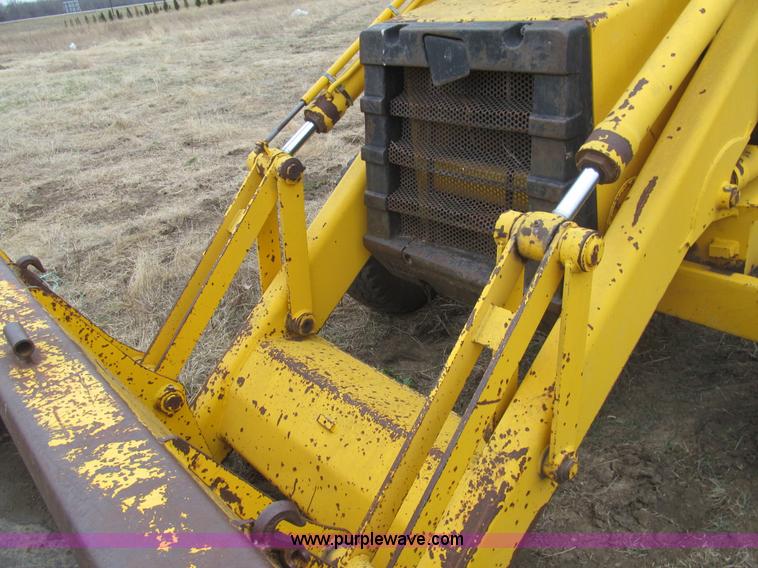 image for item I7134 1985 JCB 1400B backhoe