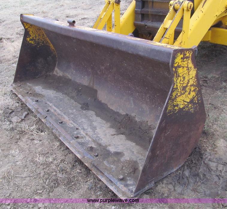 image for item I7134 1985 JCB 1400B backhoe