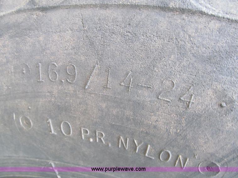 image for item I7134 1985 JCB 1400B backhoe