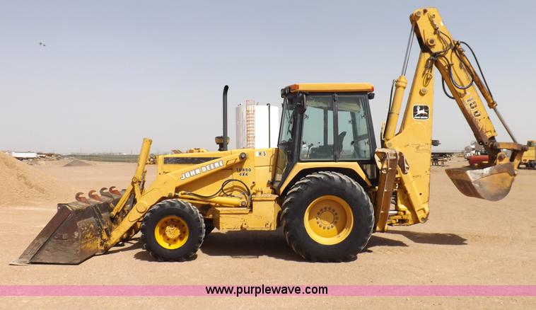 image for item I9005 1993 John Deere 710D backhoe