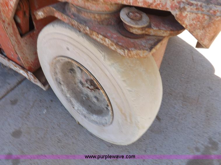 image for item I9020 Snorkel SL 20 Wildcat electric scissor lift