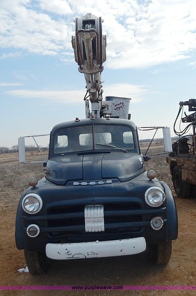 image for item I9370 1952 Dodge bucket truck