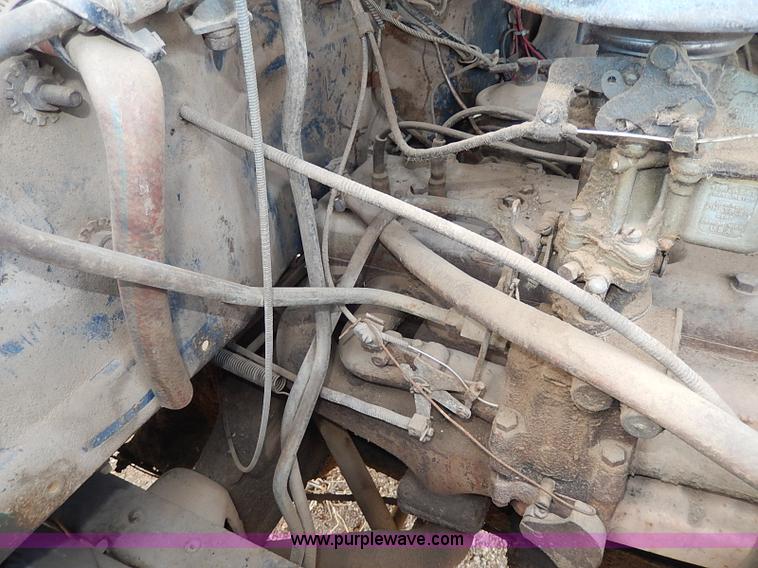 image for item I9370 1952 Dodge bucket truck