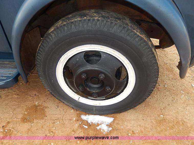 image for item I9370 1952 Dodge bucket truck