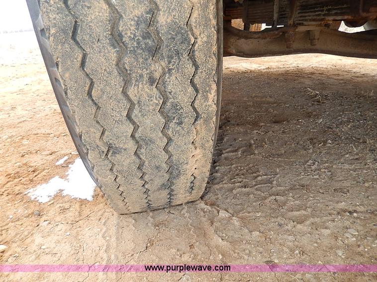 image for item I9370 1952 Dodge bucket truck