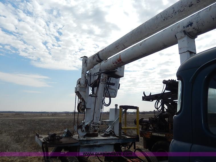 image for item I9370 1952 Dodge bucket truck