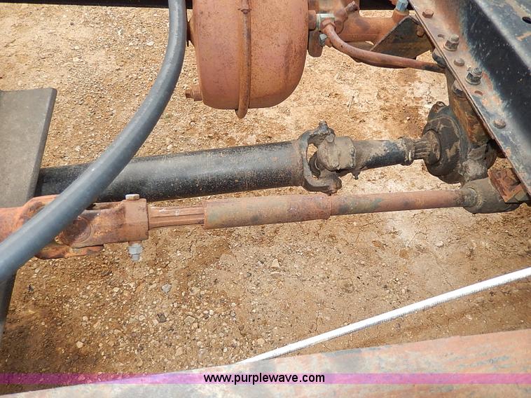 image for item I9370 1952 Dodge bucket truck