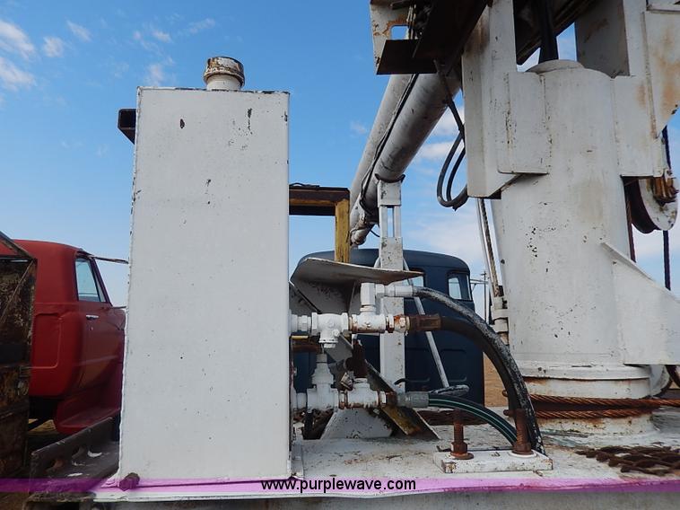 image for item I9370 1952 Dodge bucket truck