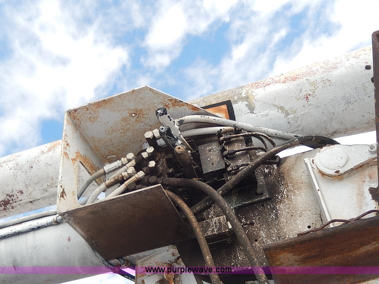 image for item I9370 1952 Dodge bucket truck