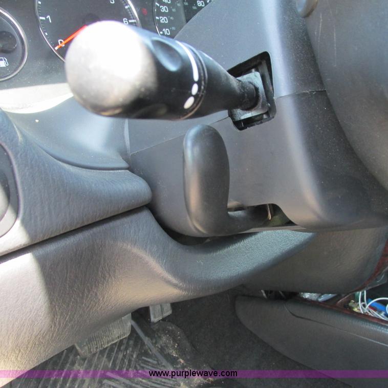 image for item G8482 2003 Chrylser Concorde