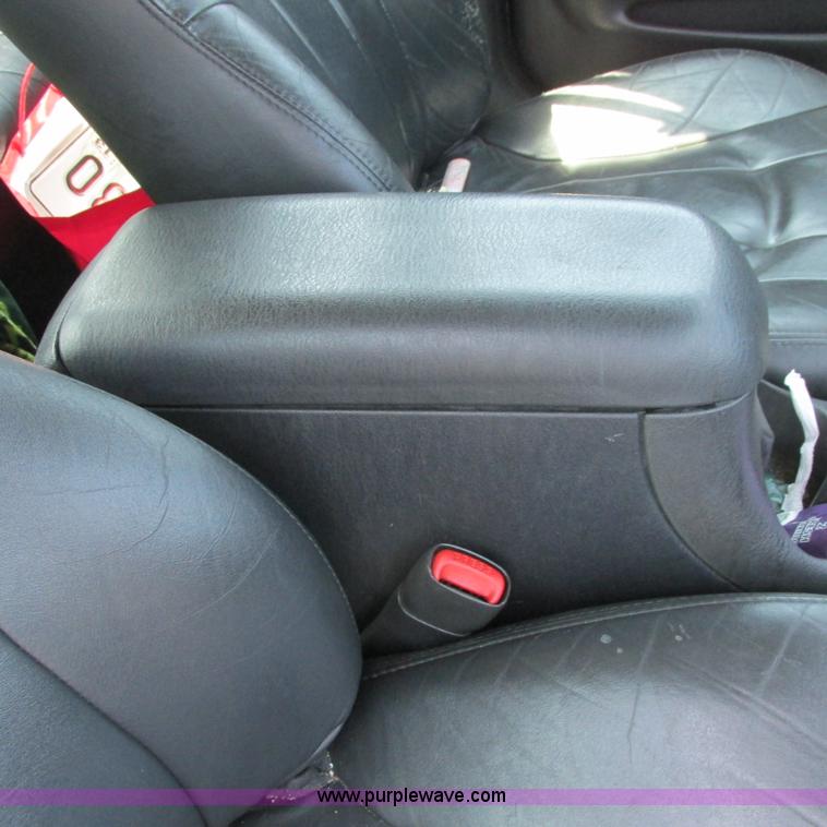 image for item G8482 2003 Chrylser Concorde