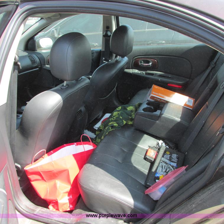 image for item G8482 2003 Chrylser Concorde