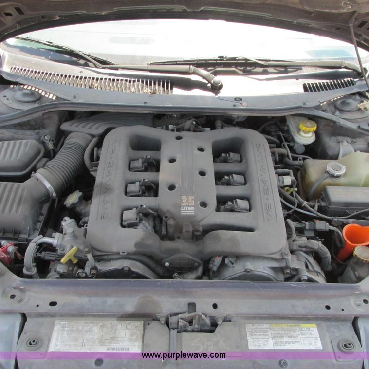 image for item G8482 2003 Chrylser Concorde