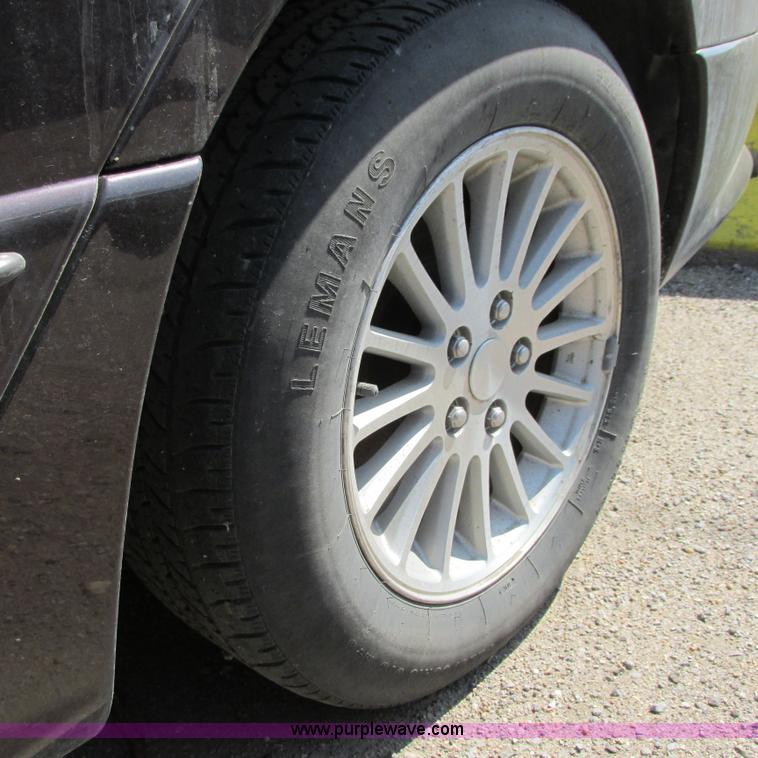 image for item G8482 2003 Chrylser Concorde