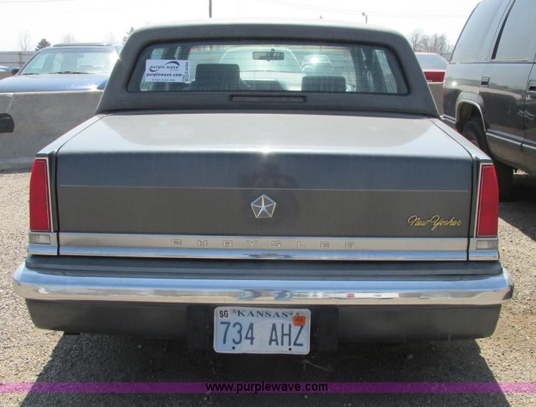 image for item G8484 1990 Chrylser New Yorker Fifth Avenue