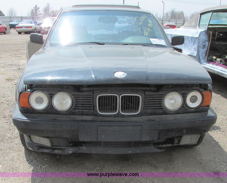 image for item G8486 1995 BMW E401