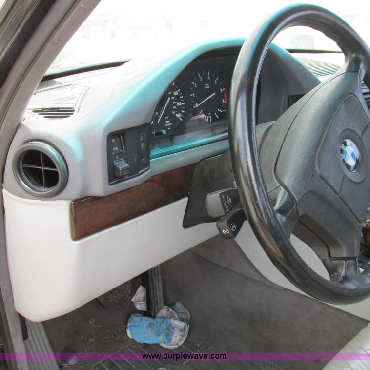 image for item G8486 1995 BMW E401