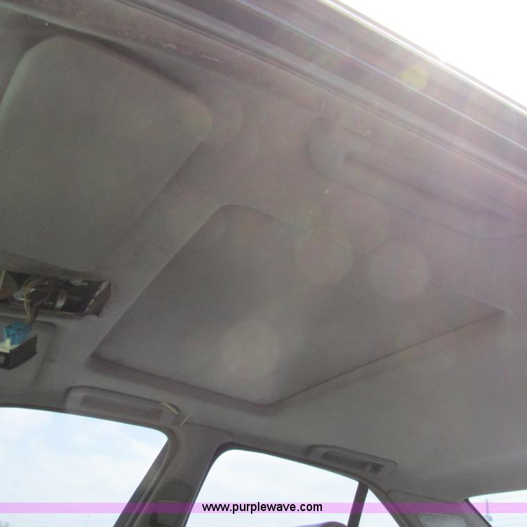 image for item G8486 1995 BMW E401