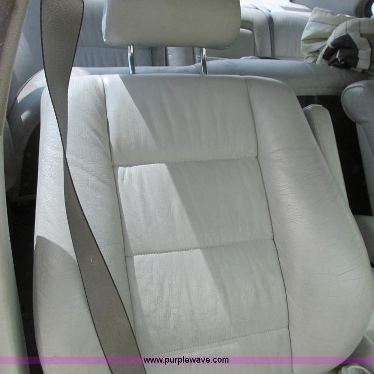 image for item G8486 1995 BMW E401