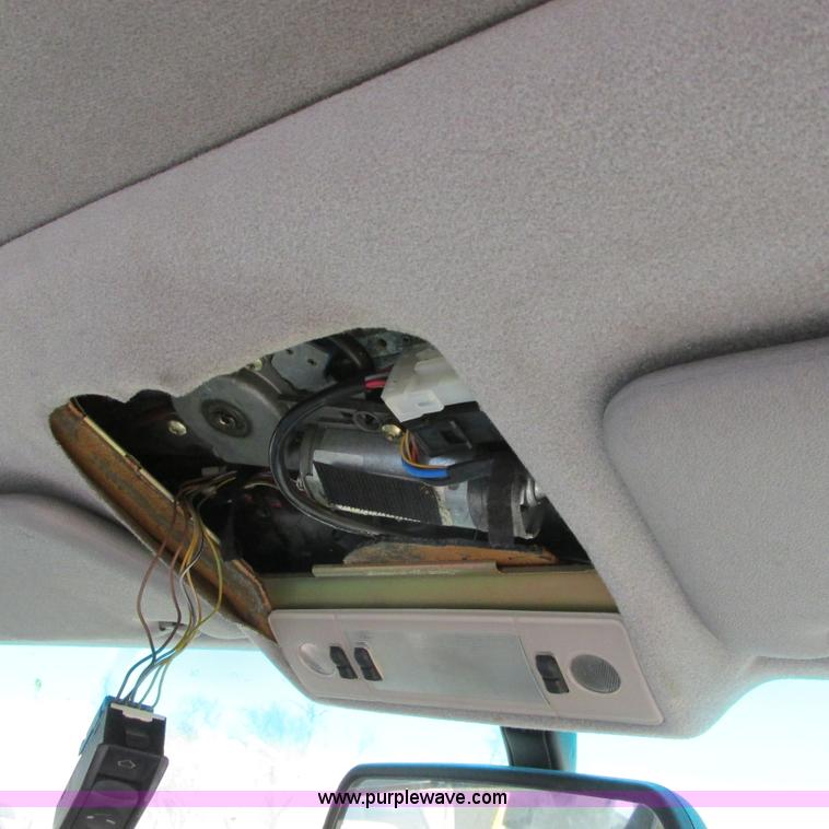 image for item G8486 1995 BMW E401